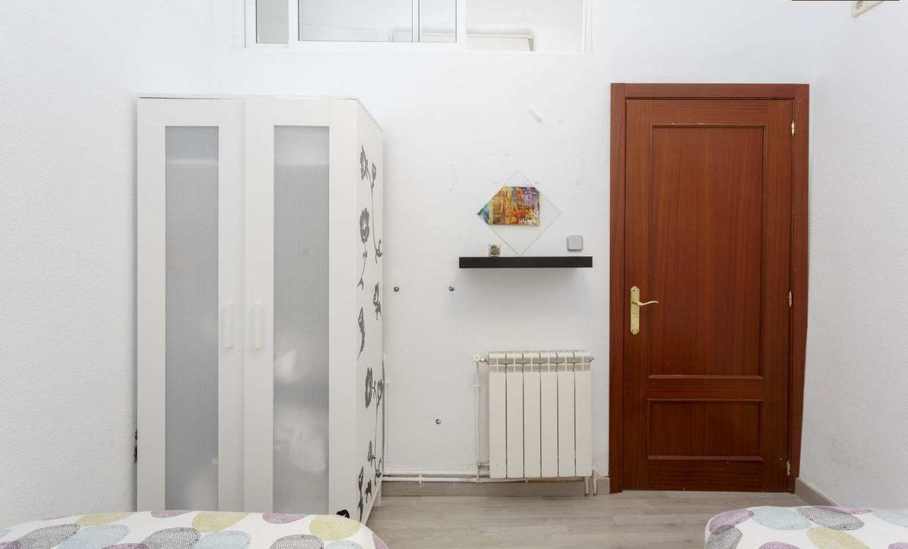 Latina Apartment Madrid Exterior photo